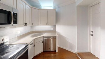 2936 Washington St, Unit A in Boston, MA - Building Photo