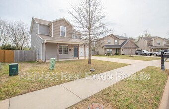 5411 SW Cherry Creek Rd in Bentonville, AR - Building Photo - Building Photo