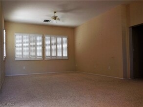 10409 Sea Palms Ave in Las Vegas, NV - Building Photo - Building Photo