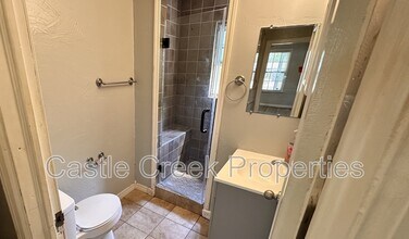 714 W Hurd St in Edmond, OK - Building Photo - Building Photo