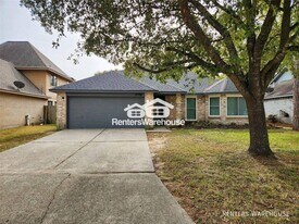 2118 Creston Dr in Spring, TX - Building Photo