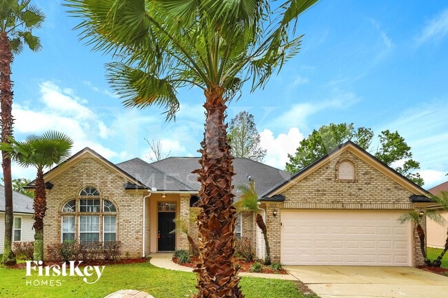 property at 5372 Chestnut Lake Dr