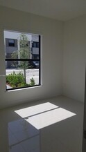 11724 SW 106th Terrace, Unit 105 in Miami, FL - Building Photo - Building Photo