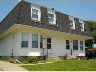 2404-2406 W 54th St in Davenport, IA - Building Photo