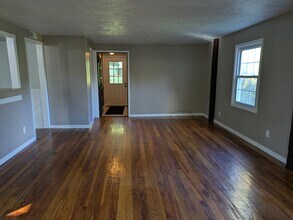 11220 Vista Dr, Unit 1st Floor in Hiram, OH - Building Photo - Building Photo