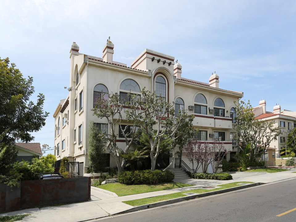 3939 Inglewood Blvd in Los Angeles, CA - Building Photo