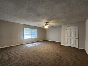 5135 Jones Rd in Austell, GA - Building Photo - Building Photo