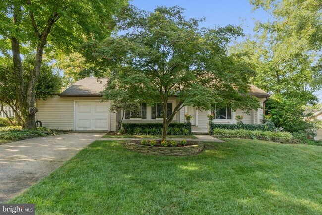 4339 Stream Bed Way in Alexandria, VA - Building Photo - Building Photo
