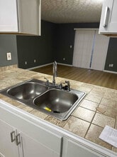 6746 Axtel Dr, Unit 12C in Canal Winchester, OH - Foto de edificio - Building Photo