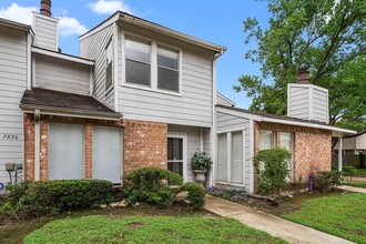 7838 Green Lawn Dr in Houston, TX - Building Photo - Building Photo
