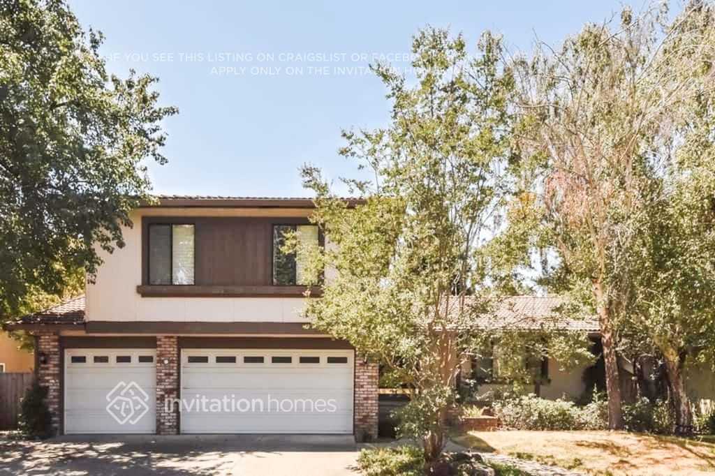 497 Americano Way in Fairfield, CA - Building Photo