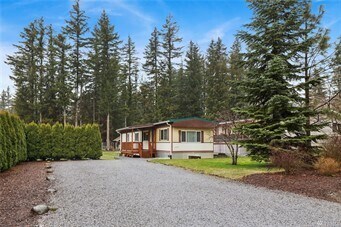 8491 Cimarron Way, Unit 8491 in Maple Falls, WA - Building Photo