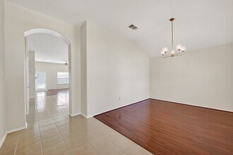 9830 Lynette Falls Dr in Houston, TX - Building Photo - Building Photo