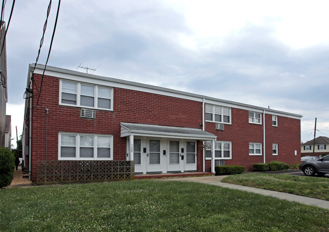 520 Main St in Avon By The Sea, NJ - Foto de edificio - Building Photo