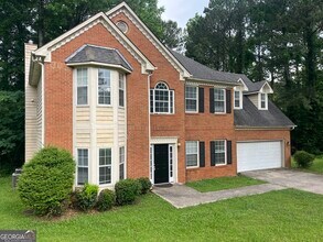3818 Elaine Ct in Decatur, GA - Building Photo - Building Photo
