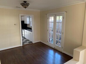 4227 Camden Ave in Dallas, TX - Building Photo - Building Photo