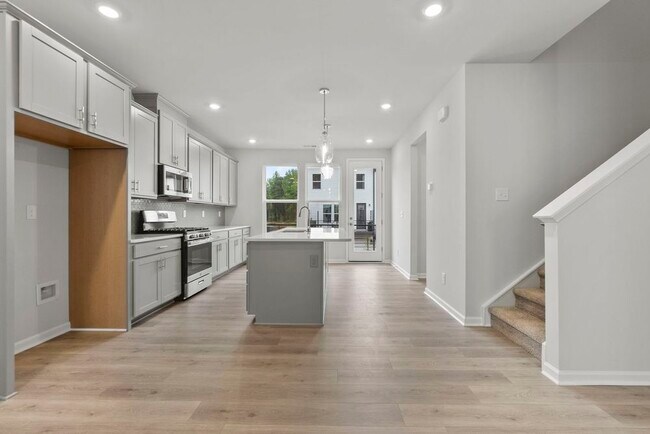 1408 Blanche St in Charlotte, NC - Building Photo - Building Photo