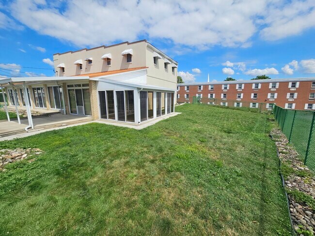 440 Drummond St, Unit 4 in Morgantown, WV - Building Photo - Building Photo