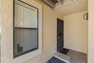 433 Autumn Dr in San Marcos, CA - Building Photo - Building Photo