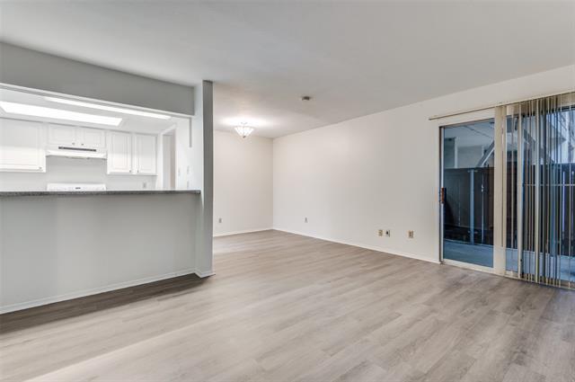 12816 Midway Rd in Dallas, TX - Building Photo - Building Photo