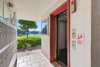 33 Fanshaw A in Boca Raton, FL - Building Photo - Building Photo