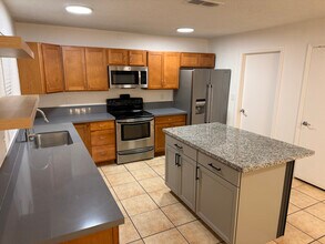 807 W Palomino Dr in Chandler, AZ - Building Photo - Building Photo