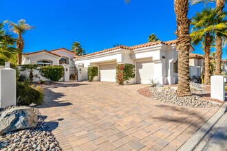 701 Indian Ridge Dr in Palm Desert, CA - Building Photo - Building Photo