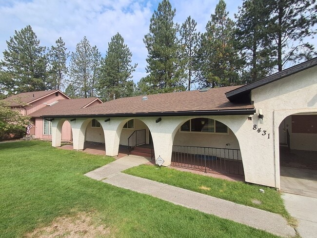 property at 8431 N General Grant Way