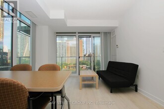 50-1050 Wellesley St E in Toronto, ON - Building Photo - Building Photo