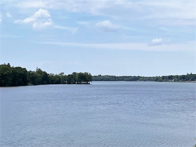 24 Church St in Wakefield, MA - Building Photo - Building Photo