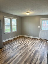 119 Lakeview Dr in Lawrenceburg, KY - Building Photo - Building Photo