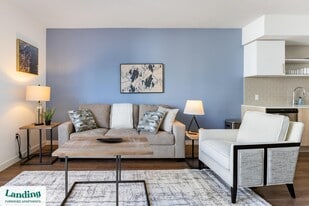 200 NE 1st Ave in Pompano Beach, FL - Building Photo