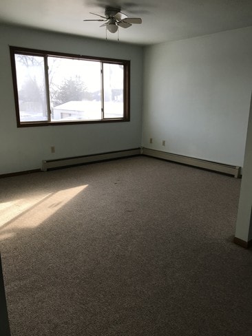 305 S 1st St, Unit 7 in Marshalltown, IA - Building Photo - Building Photo