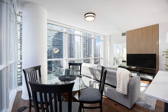 65 Raptors Way in Toronto, ON - Building Photo - Building Photo