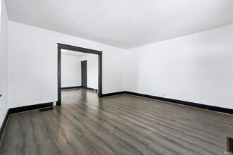 1104 Elmwood Ave in Fort Wayne, IN - Building Photo - Building Photo