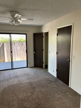 335 Lake Blvd, Unit 335 Lake Blvd. 0 in Redding, CA - Building Photo - Building Photo