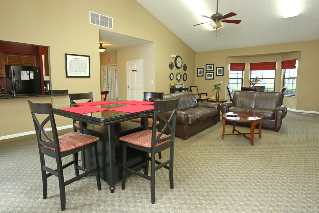 Birchwood Pointe Midland, MI Apartments