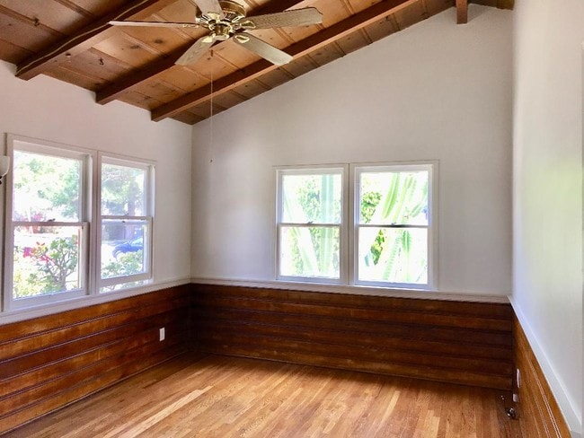 3827 Park Pl in Montrose, CA - Building Photo - Building Photo