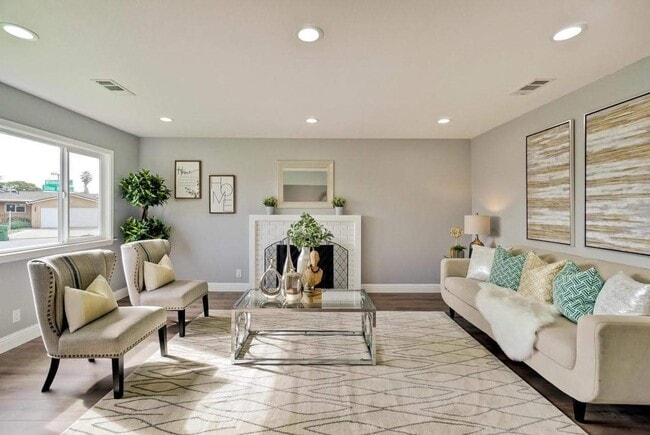 5365 Silver Reef Dr in Fremont, CA - Building Photo - Building Photo