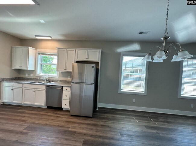 373 Galaxy Ln in Lexington, SC - Building Photo - Building Photo