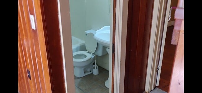 1723 W 18th St in Texarkana, TX - Building Photo - Building Photo