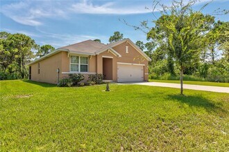 14343 Overlook Ave in Port Charlotte, FL - Building Photo - Building Photo