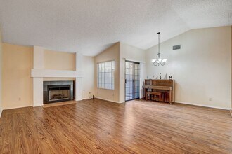 2837 Autumn Haze Ln in Las Vegas, NV - Building Photo - Building Photo