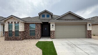 2006 Kenwood Ave in Lubbock, TX - Building Photo