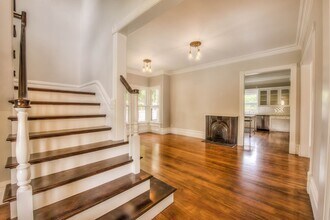 205 E Palmyra Ave in Orange, CA - Building Photo - Building Photo