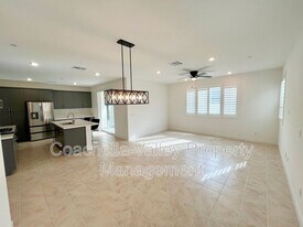 76279 Cambridge Dr in Palm Desert, CA - Building Photo