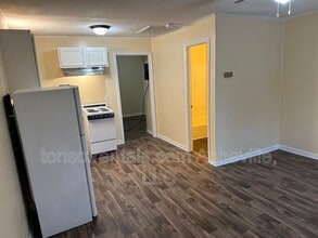 3126 US-221 in Forest City, NC - Building Photo - Building Photo