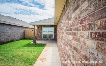 8623 10th St in Lubbock, TX - Building Photo - Building Photo