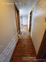 17 Concord St in Concord, NH - Building Photo