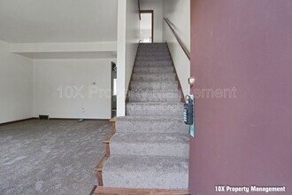 1577 Briarwood Ave in Columbus, OH - Building Photo - Building Photo